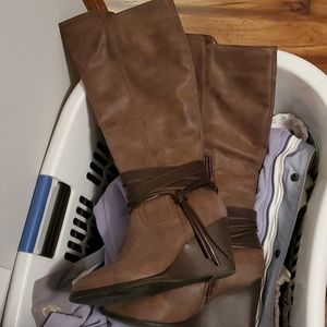 Maurices tall boots, 9.5